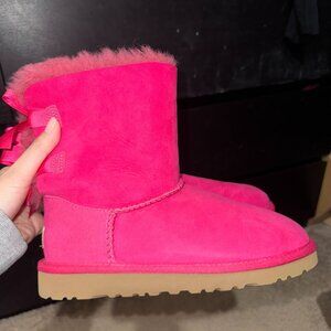 UGG Little Kids Bailey Bow Boot - Size 3 - Pink Fuchsia